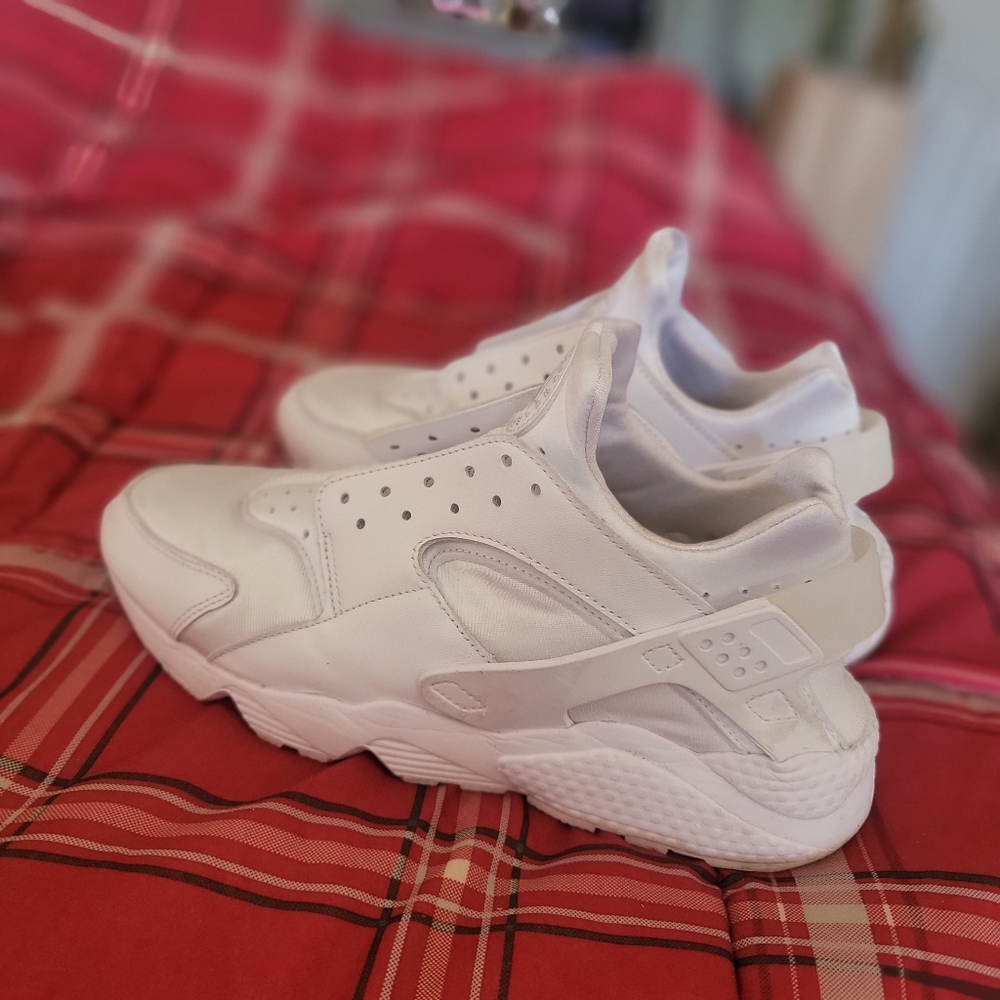 Nike harauche